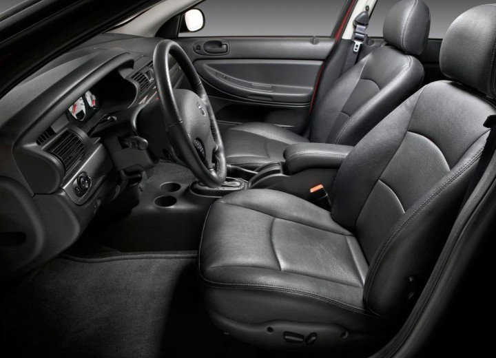 Technical specifications and characteristics for【Dodge Stratus II】 - picture 4