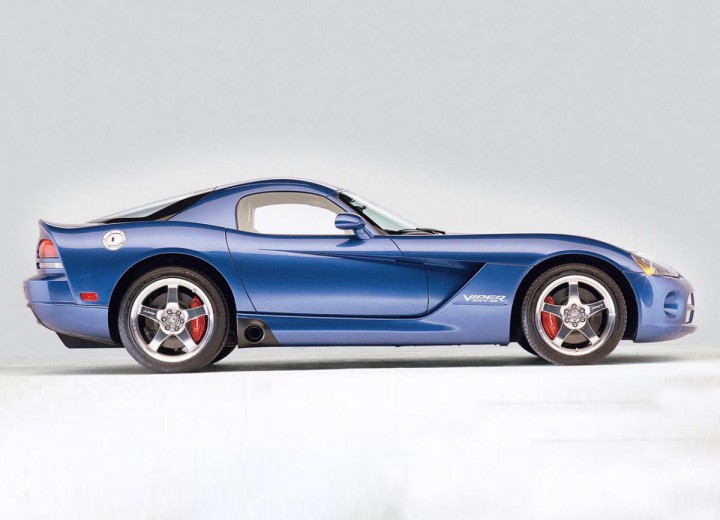Technical specifications and characteristics for【Dodge Viper Coupe (GTS)】 - picture 2