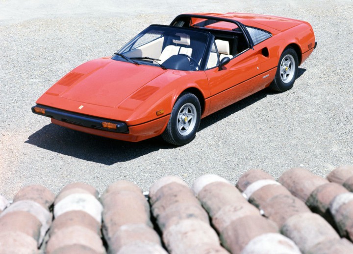 Technical specifications and characteristics for【Ferrari 208/308】 - picture 3
