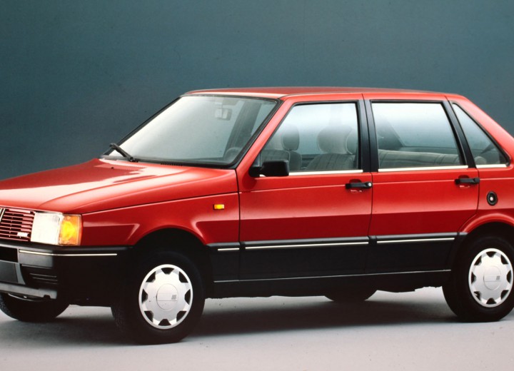 Technical specifications and characteristics for【Fiat Duna (146 B)】 - picture 1