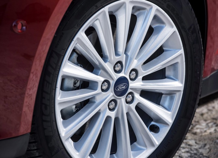 Технически характеристики за Ford C-MAX II Restyling - picture 12