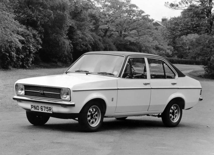 Technical specifications and characteristics for【Ford Escort II (ATH)】 - picture 2