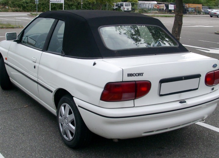 Technical specifications and characteristics for【Ford Escort VII Cabrio】 - picture 2