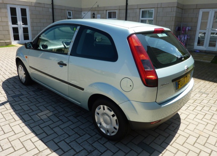 Технически характеристики за Ford Fiesta V (Mk6) - picture 3