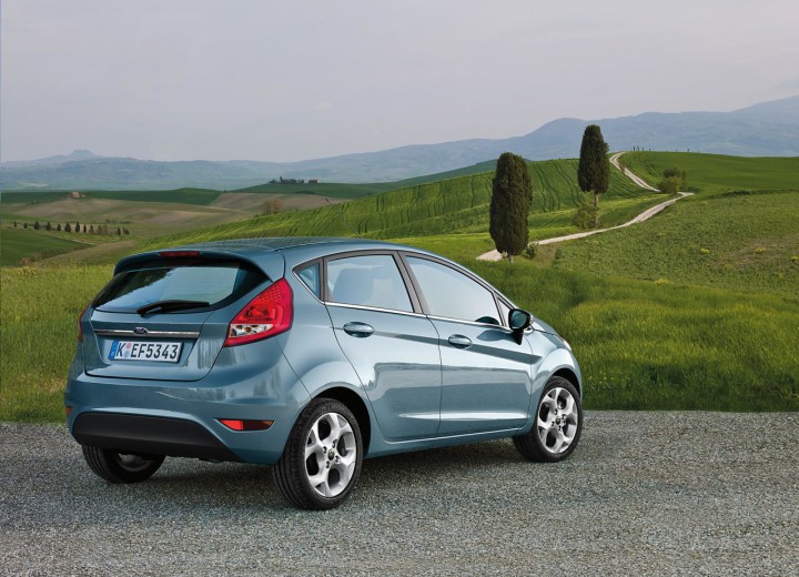Технически характеристики за Ford Fiesta VI (Mk7-Mk8) - picture 15