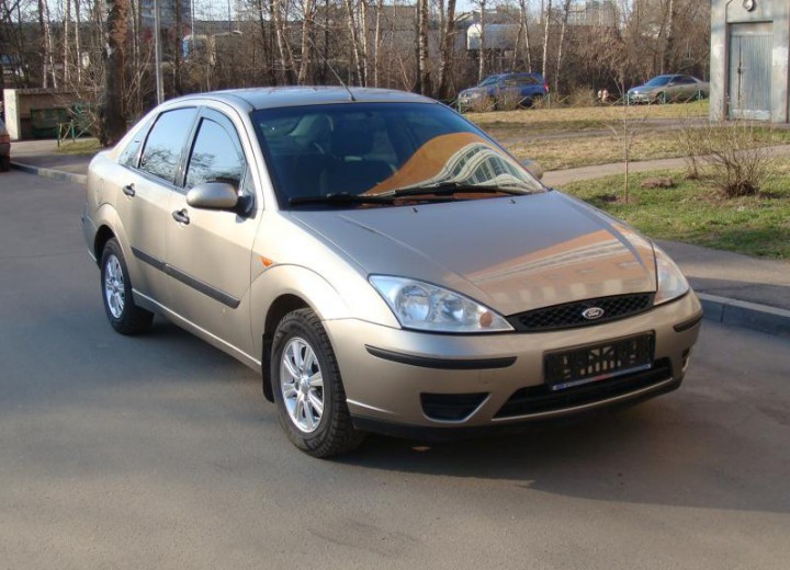 Caractéristiques techniques de Ford Focus I Sedan - picture 1