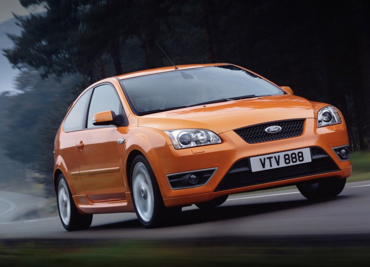 Technical specifications and characteristics for【Ford Focus II Hatchback】 - picture 2