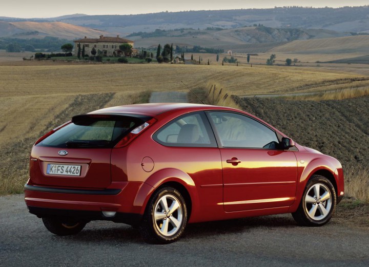 Technical specifications and characteristics for【Ford Focus II Hatchback】 - picture 5