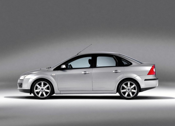 Caractéristiques techniques de Ford Focus II Sedan - picture 4