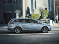 Technical specifications and characteristics for【Ford Focus III Restyling Turnier】 - picture 4