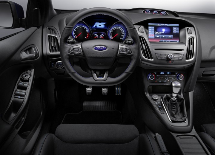 Technical specifications and characteristics for【Ford Focus RS III】 - picture 7