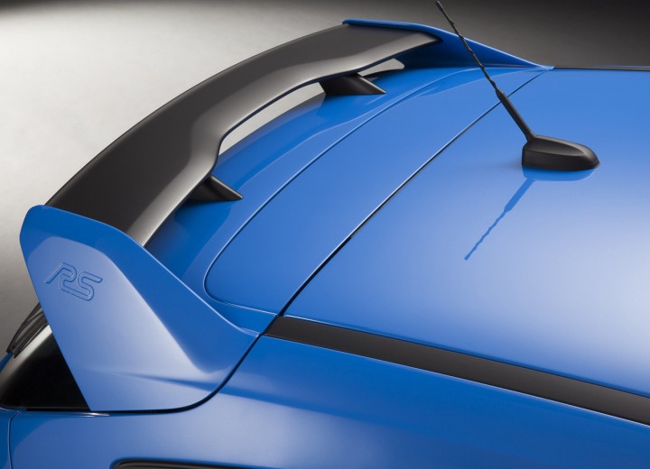 Technical specifications and characteristics for【Ford Focus RS III】 - picture 6