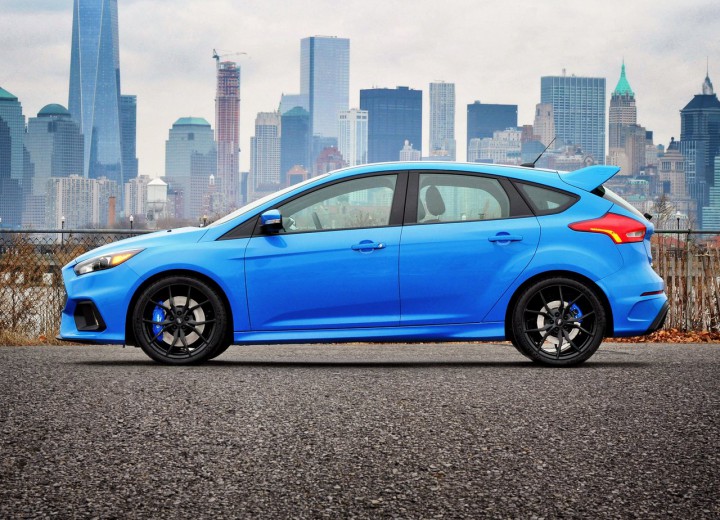 Technical specifications and characteristics for【Ford Focus RS III】 - picture 5