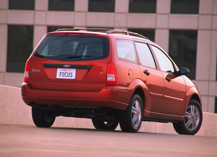Technical specifications and characteristics for【Ford Focus Turnier (USA)】 - picture 4