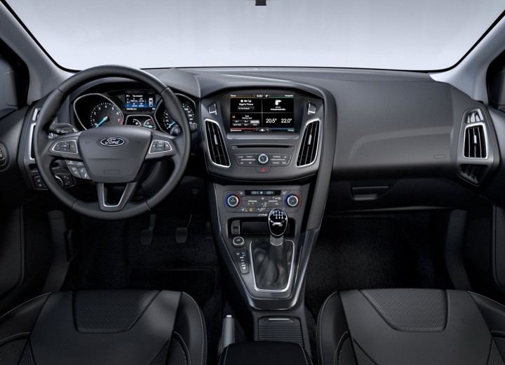 Caractéristiques techniques de Ford Focus III Hatchback Restyling - picture 7