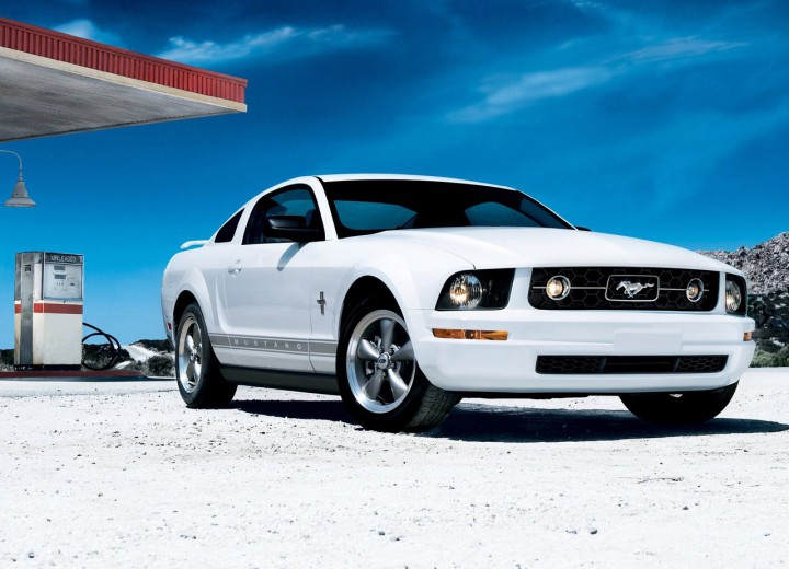 Technische Daten und Spezifikationen für Ford Mustang V - picture 2