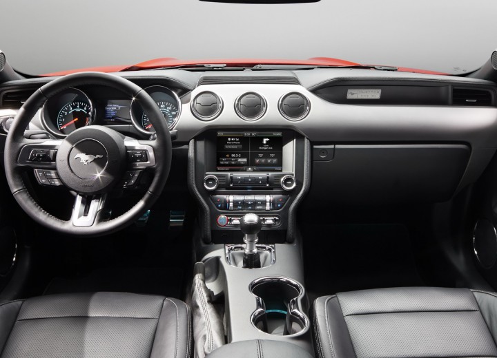Technical specifications and characteristics for【Ford Mustang VI Cabriolet】 - picture 9