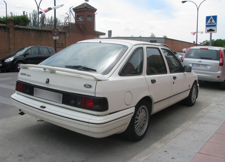 Technische Daten und Spezifikationen für Ford Sierra Hatchback II - picture 3