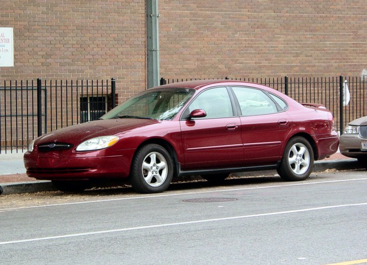 Technische Daten und Spezifikationen für Ford Taurus II - picture 2