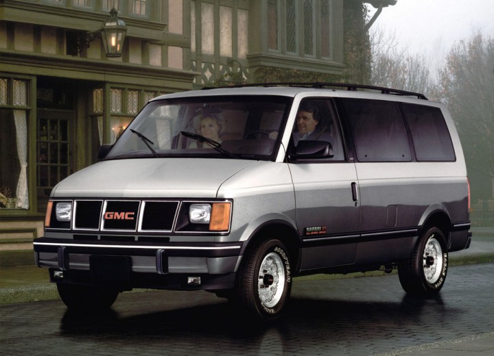 Technical specifications and characteristics for【GMC Safari Cargo】 - picture 1