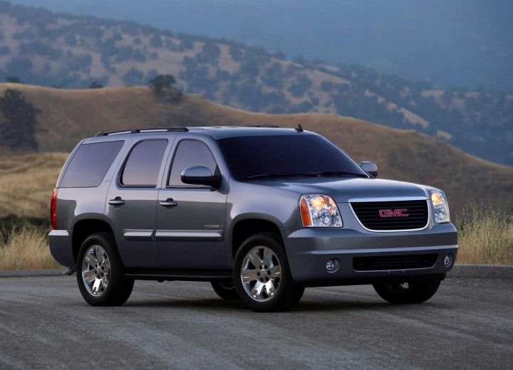 Technical specifications and characteristics for【GMC Yukon (GMT900)】 - picture 1