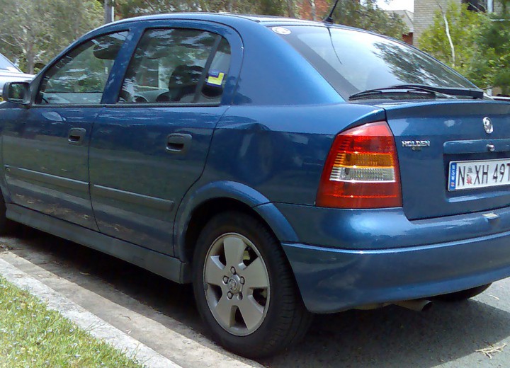 Технические характеристики о Holden Astra Hatchback - picture 2
