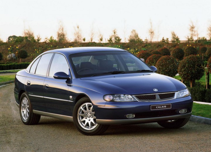 Technical specifications and characteristics for【Holden Calais (VT)】 - picture 1