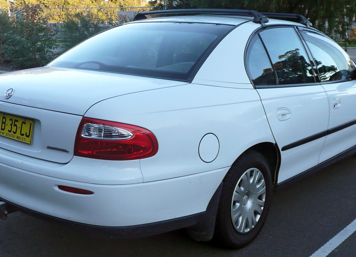 Технические характеристики о Holden Commodore (VT) - picture 2
