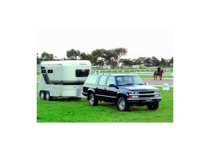 Technical specifications and characteristics for【Holden Suburban (8KL35)】 - picture 2