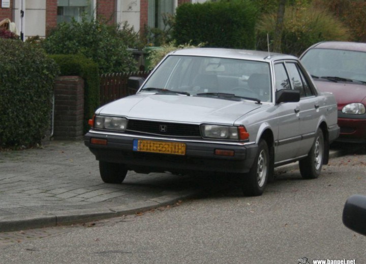 Technical specifications and characteristics for【Honda Accord II (AC,AD)】 - picture 1