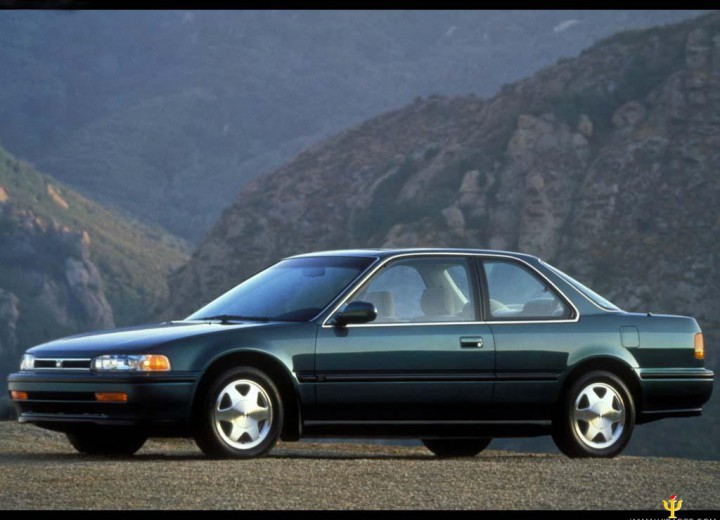 Technical specifications and characteristics for【Honda Accord IV Coupe (CC1)】 - picture 1