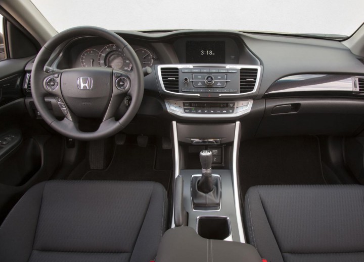 Технически характеристики за Honda Accord IX - picture 10