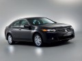 Технически спецификации на автомобила и разход на гориво на Honda Accord