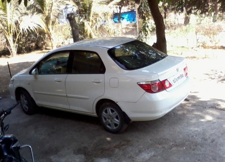 Technische Daten und Spezifikationen für Honda City ZX Sedan - picture 4