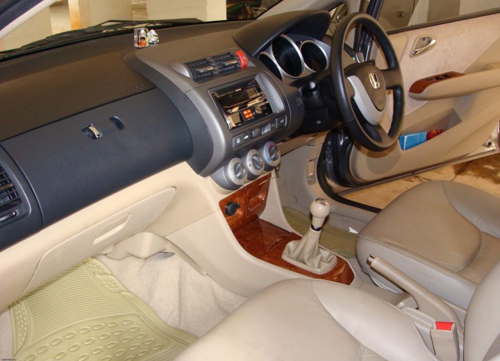 Technische Daten und Spezifikationen für Honda City ZX Sedan - picture 3