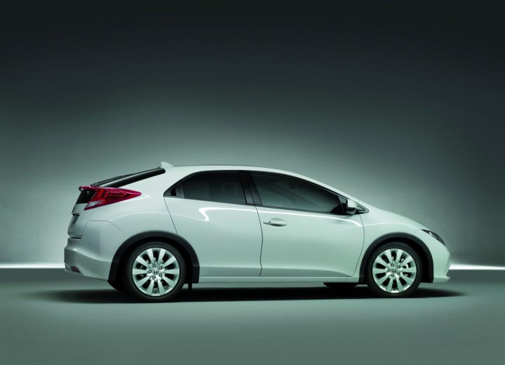 Caractéristiques techniques de Honda Civic IX - picture 5