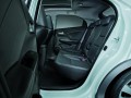 Caractéristiques techniques de Honda Civic IX - picture 8