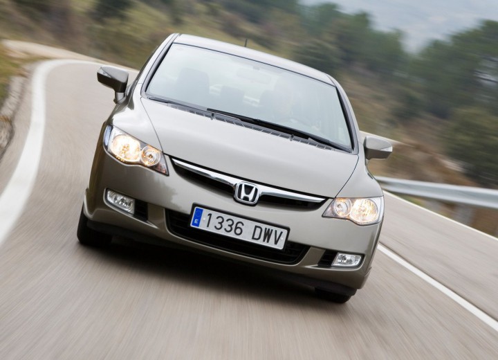 Caractéristiques techniques de Honda Civic VIII sedan - picture 2