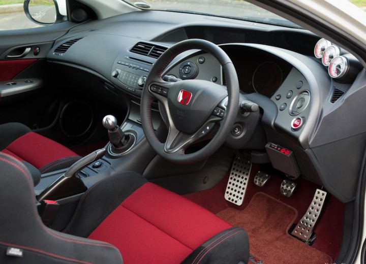 Technische Daten und Spezifikationen für Honda Civic VIII Type-R - picture 3