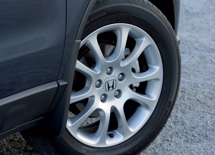 Technical specifications and characteristics for【Honda CR-V III】 - picture 15