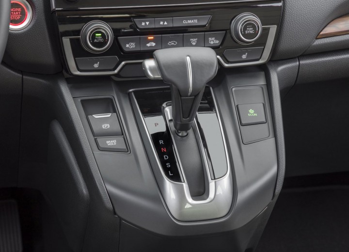 Technical specifications and characteristics for【Honda CR-V V】 - picture 13