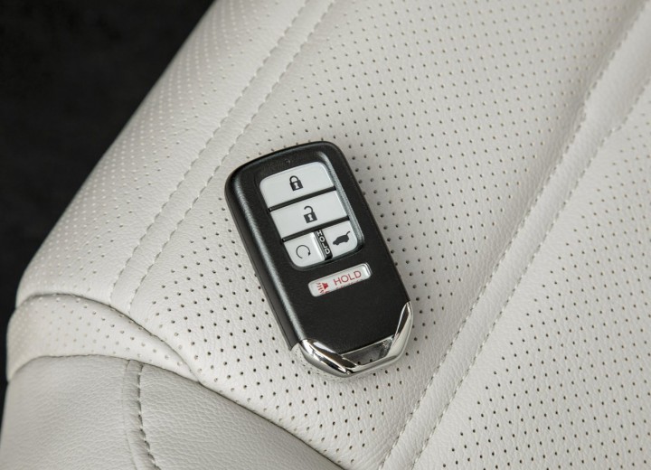 Technical specifications and characteristics for【Honda CR-V V】 - picture 18