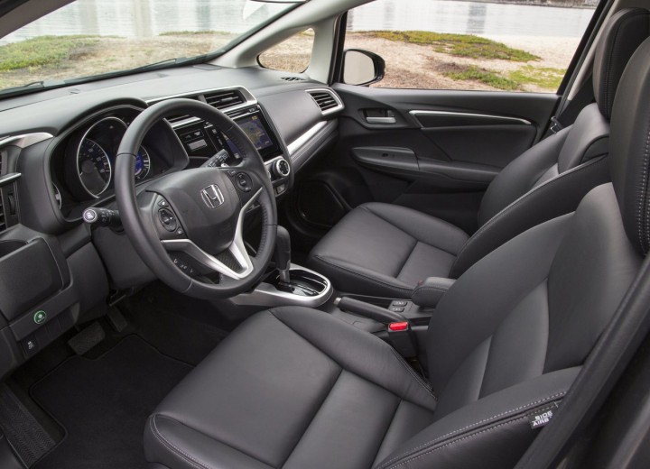 Technical specifications and characteristics for【Honda FIT III】 - picture 8