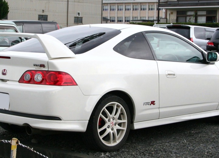 Technical specifications and characteristics for【Honda Integra Coupe (DC5)】 - picture 4