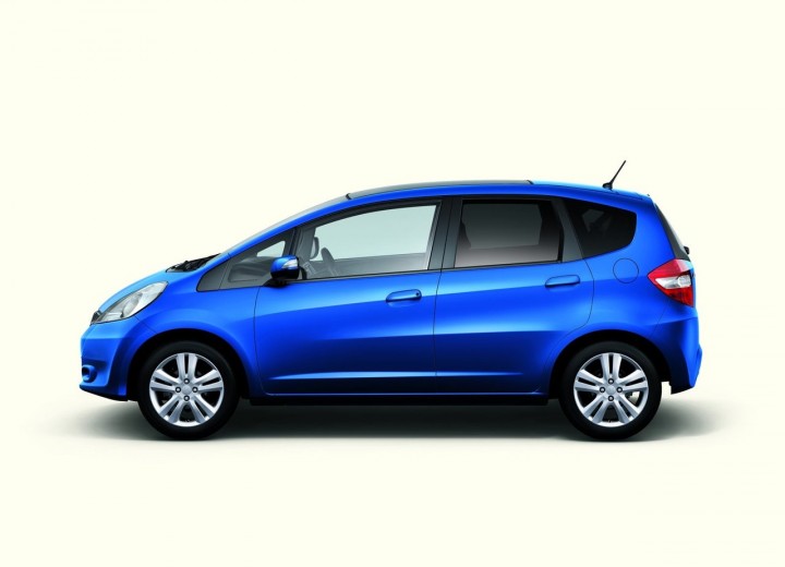 Technical specifications and characteristics for【Honda Jazz II Restyling】 - picture 3