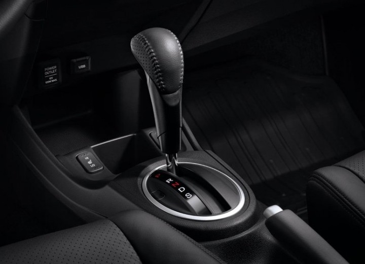 Technical specifications and characteristics for【Honda Jazz II Restyling】 - picture 9