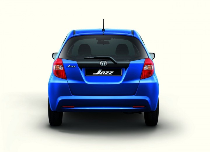 Technical specifications and characteristics for【Honda Jazz II Restyling】 - picture 4