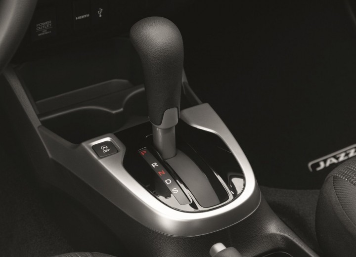 Technical specifications and characteristics for【Honda Jazz III】 - picture 8