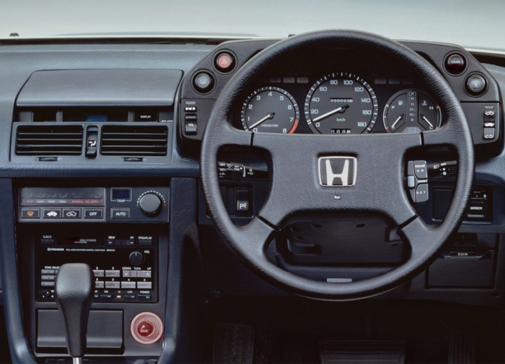 Caractéristiques techniques de Honda Legend I (HS,KA) - picture 3