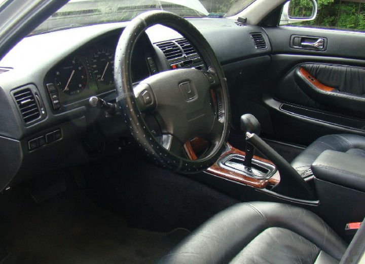 Caractéristiques techniques de Honda Legend II (KA7) - picture 5
